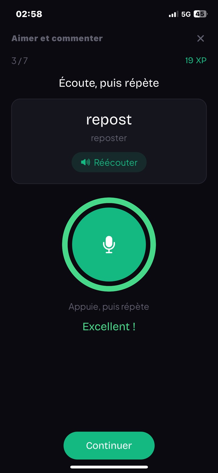 Le même exercice réussi : l'anneau autour du micro est complet et vert, avec le message Excellent !