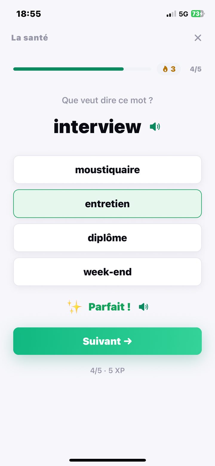 Exercice « Que veut dire ce mot ? » : interview, avec quatre choix dont entretien, validé